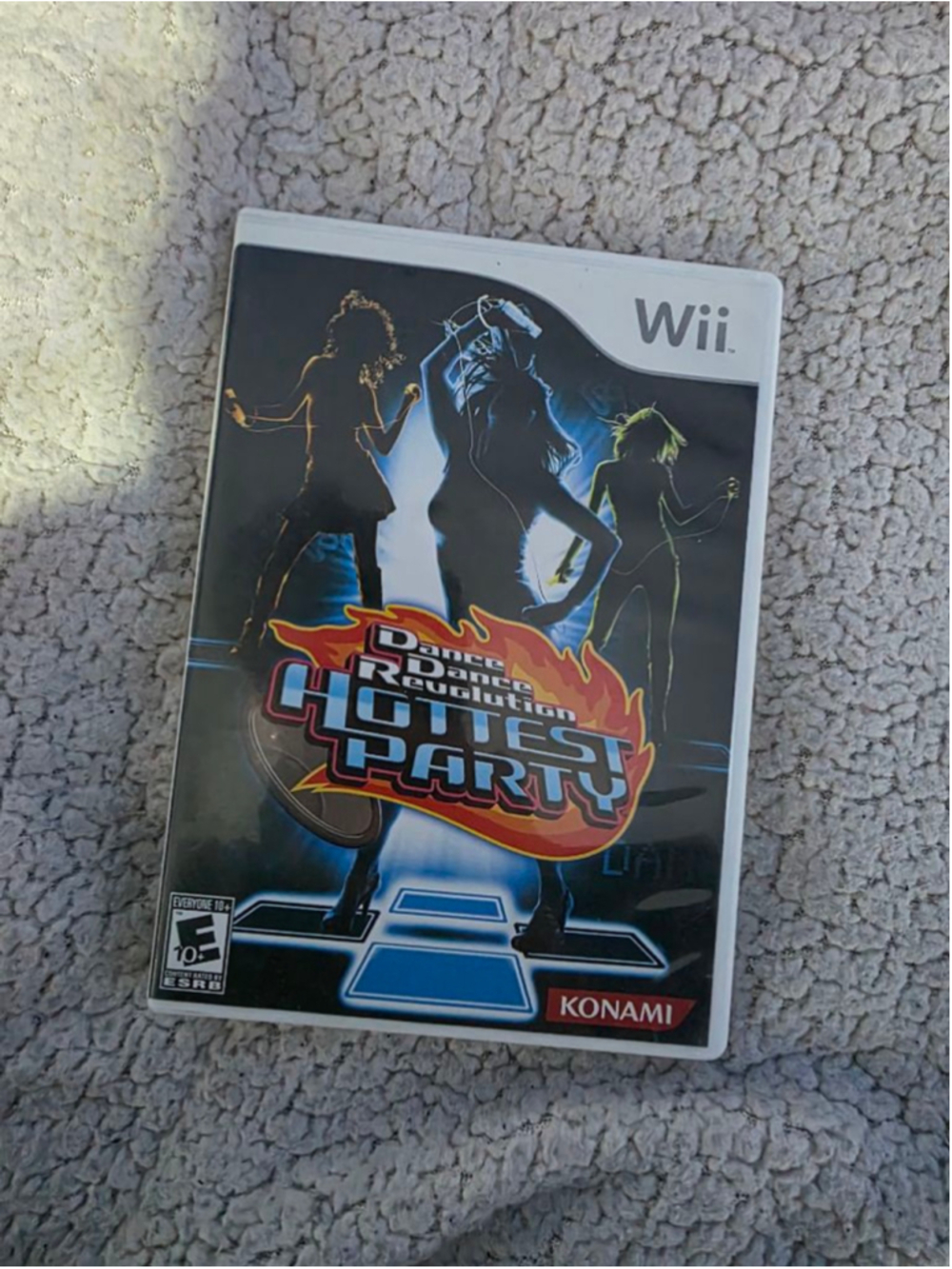 Konami Dance Dance Revolution Hottest Party Wii Video Game One Size White